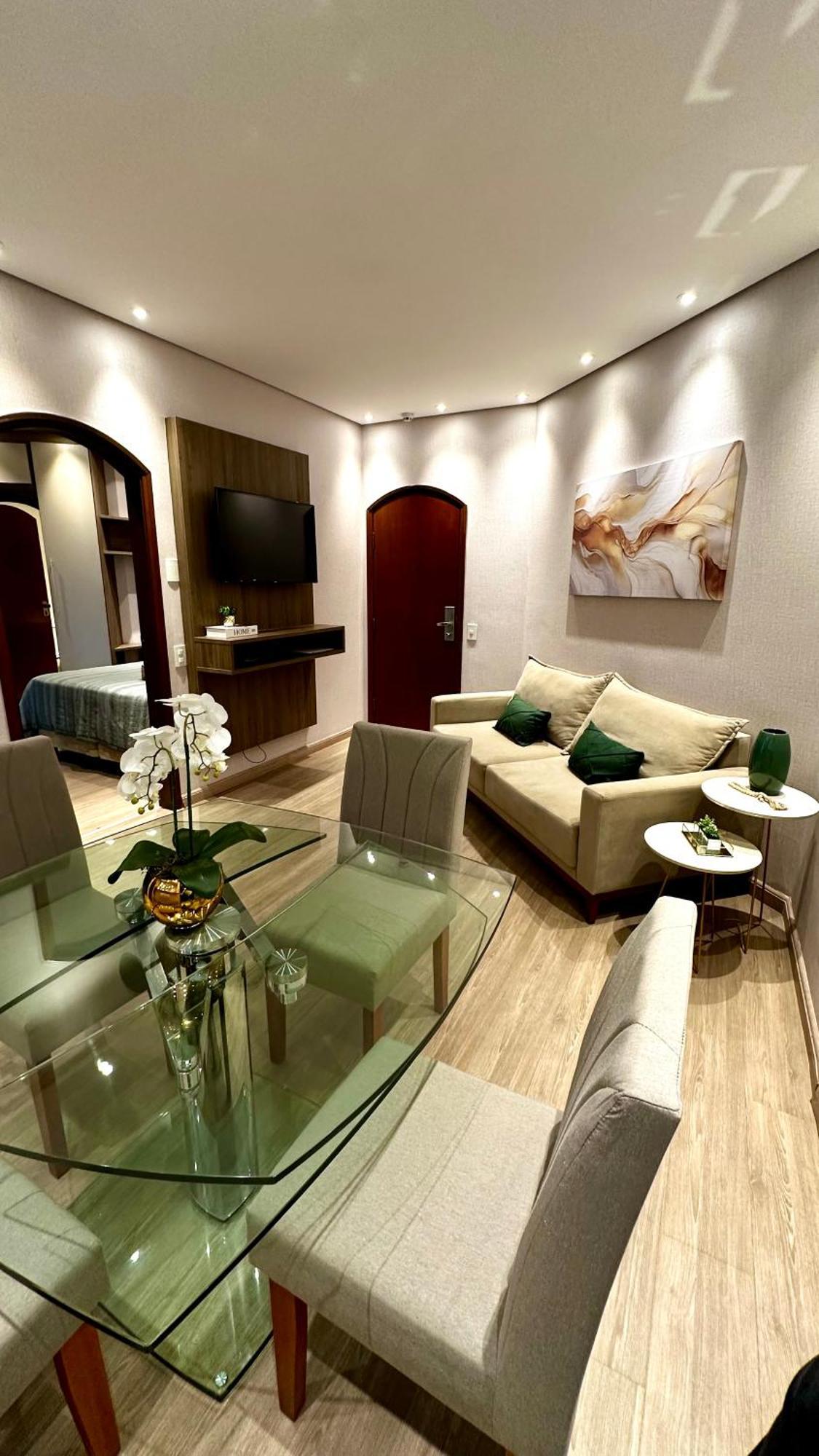 Flat Cosmopolitan Com Estacionamento Gratis - Gonzaga - Andar Alto 76 Hotel
